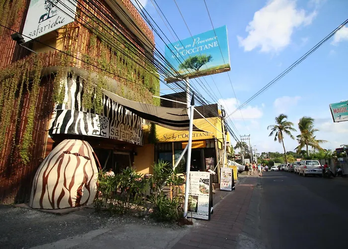 Hotel Sky Seminyak